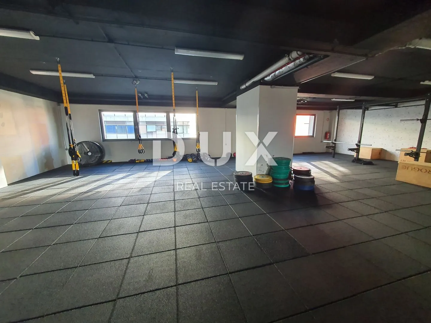 rijeka - centar poslovni prostor 350m2 - slika 2