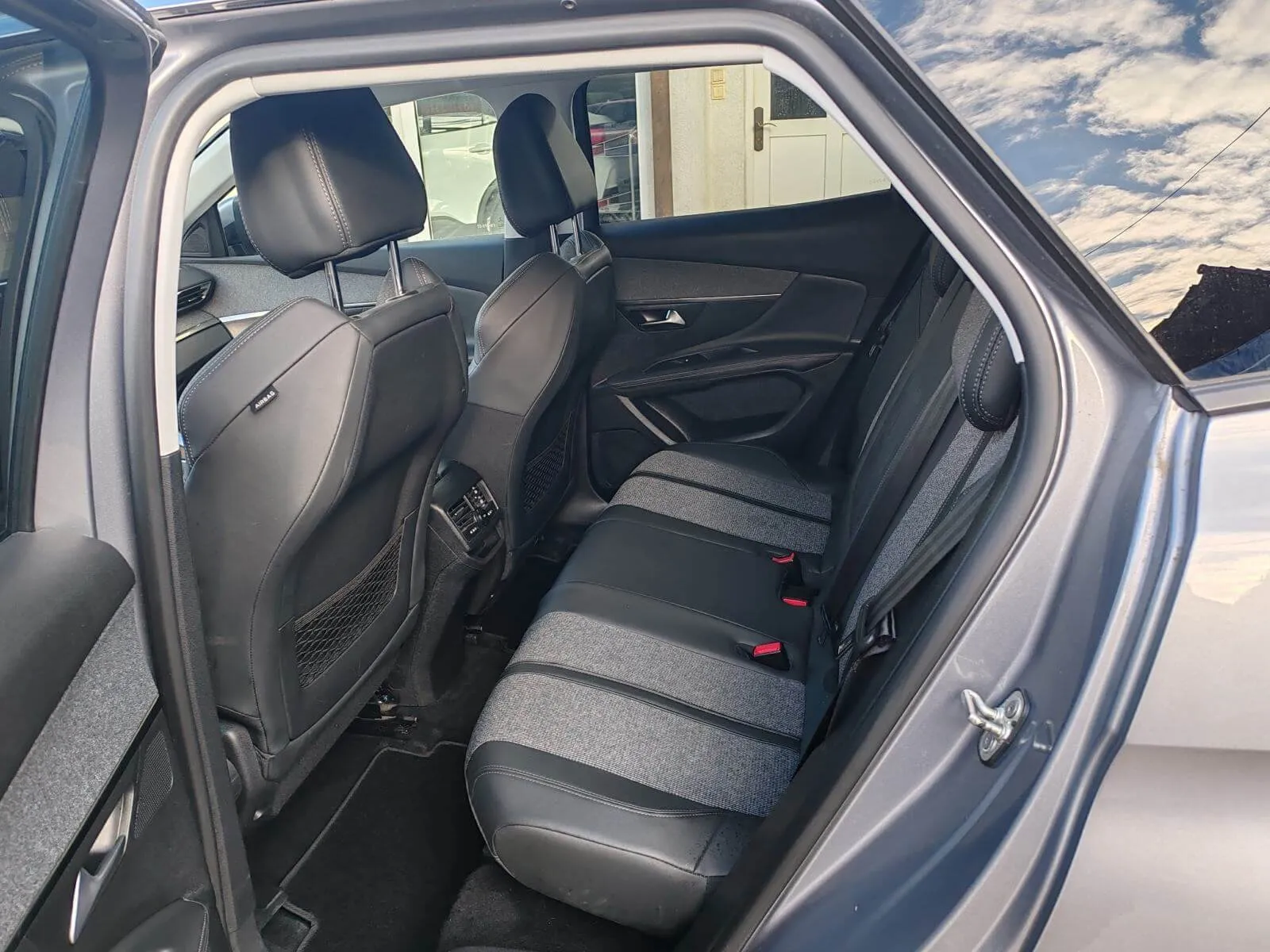 peugeot 3008 1,2 puretech - slika 14