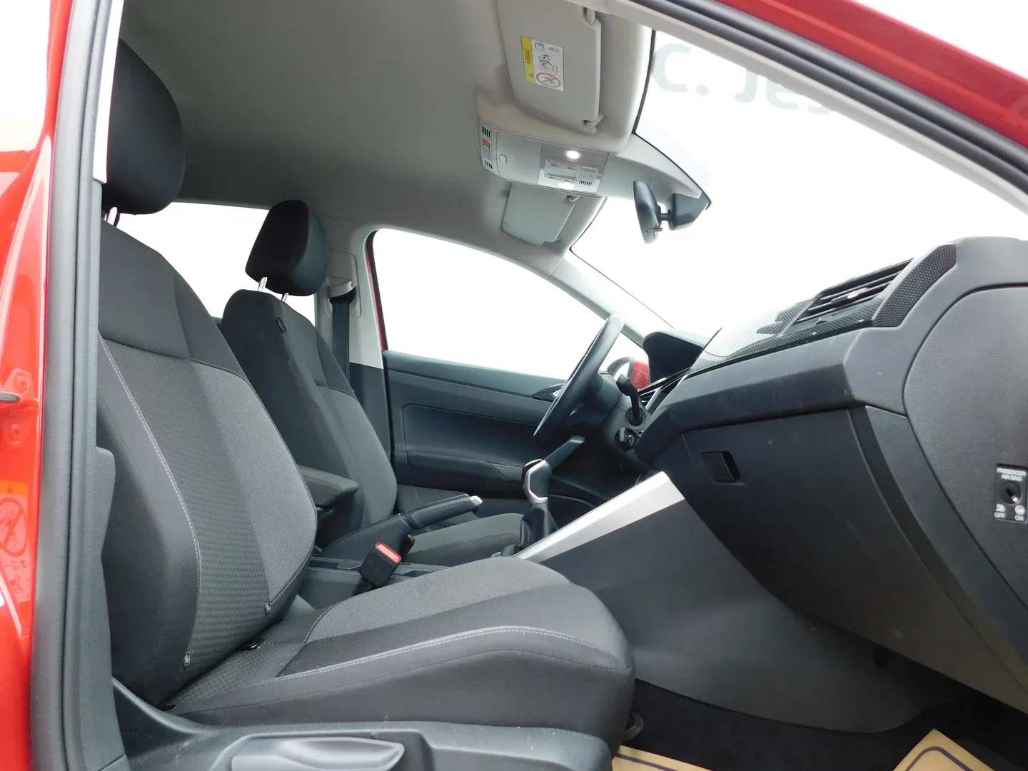 10774 volkswagen taigo 1.0 tsi life - slika 12