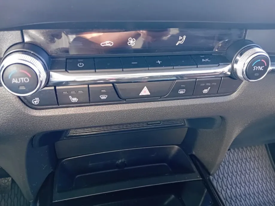 mazda cx-30 1.8 skyactiv-d ,do 2 godine jamstva,u sustavu pdv-a. - slika 14