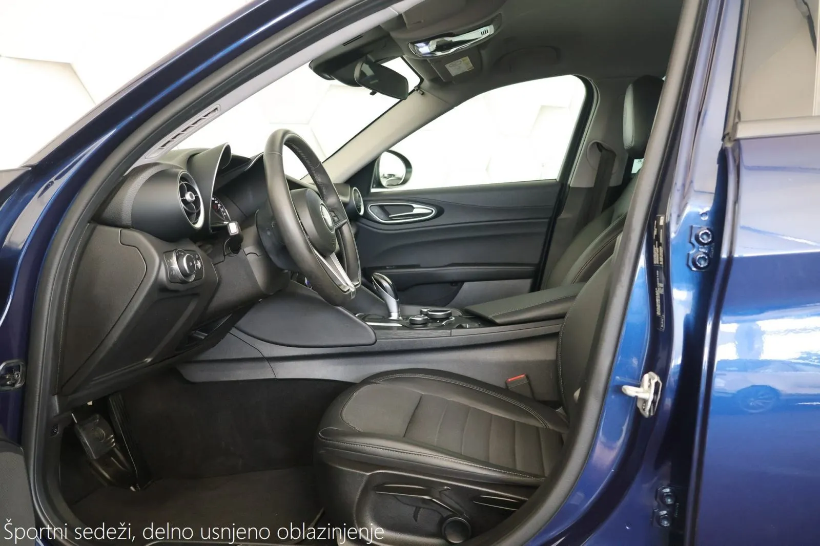 alfa romeo giulia 2.2jtdm at8 super 160km led+biksenon navi - slika 9
