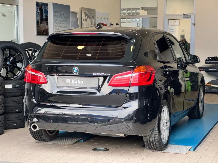 bmw serija 2 active tourer 225xe - slika 6