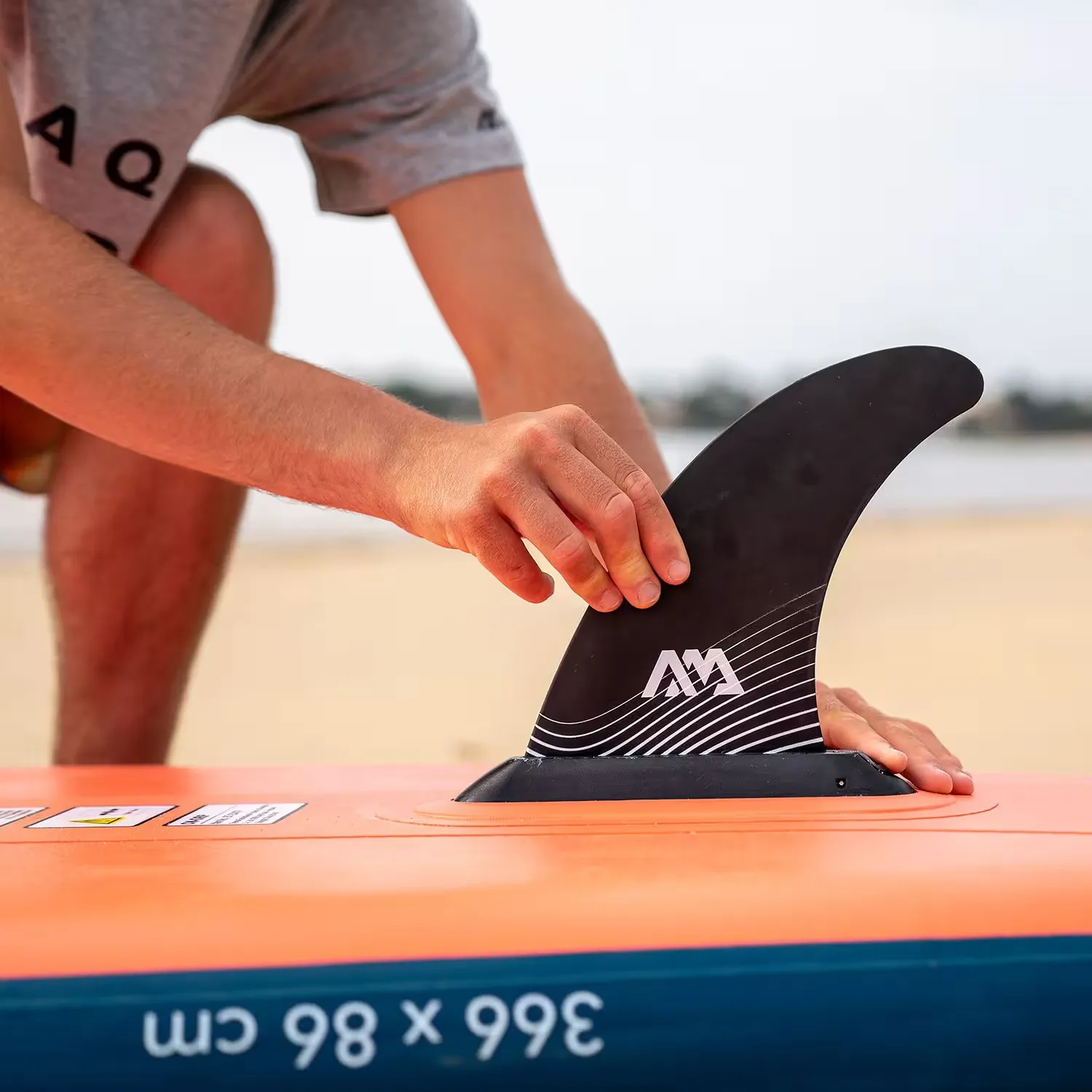 aqua marina središnja peraja - slika 2