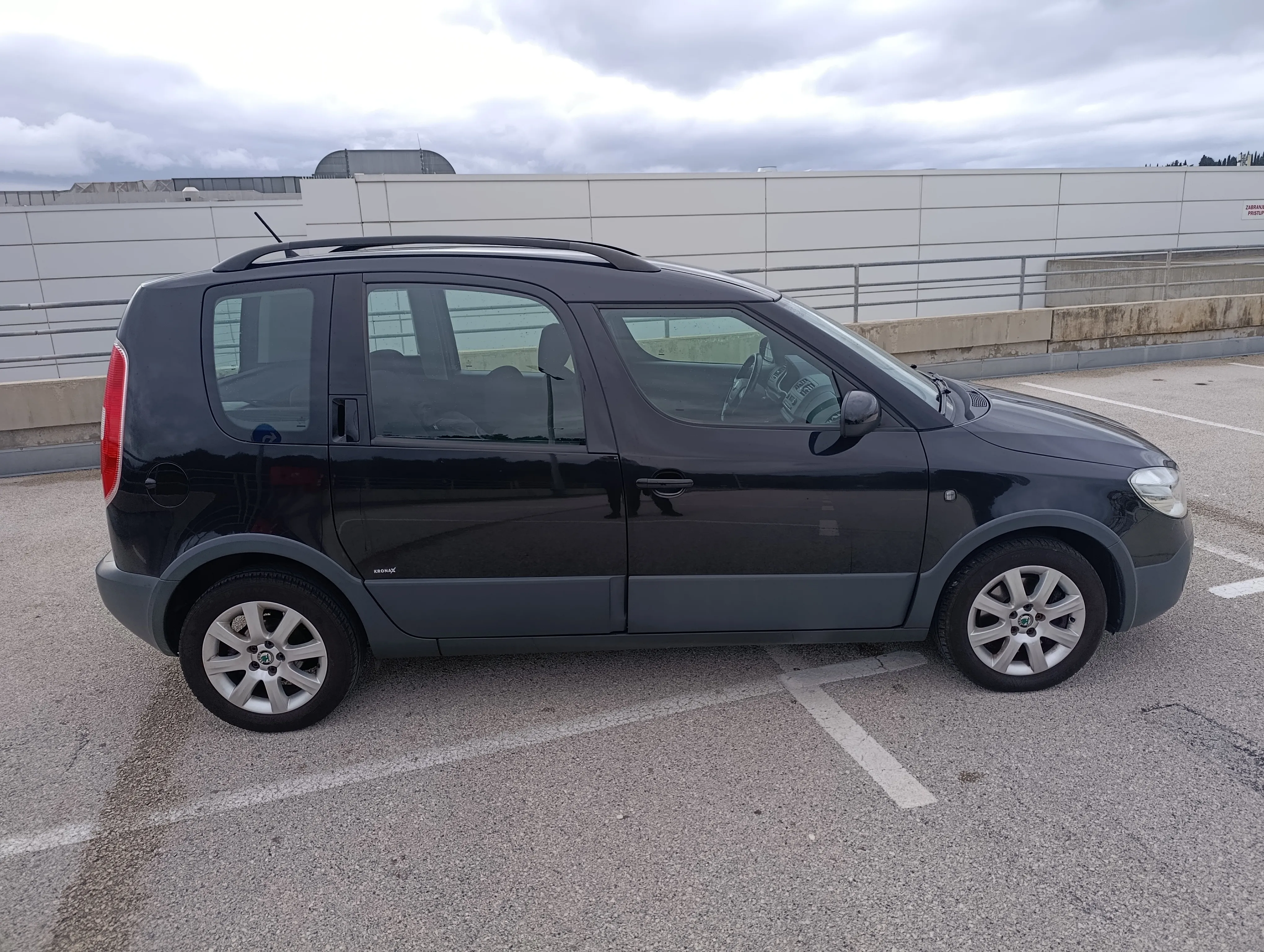 škoda roomster 1,2 tsi - slika 4
