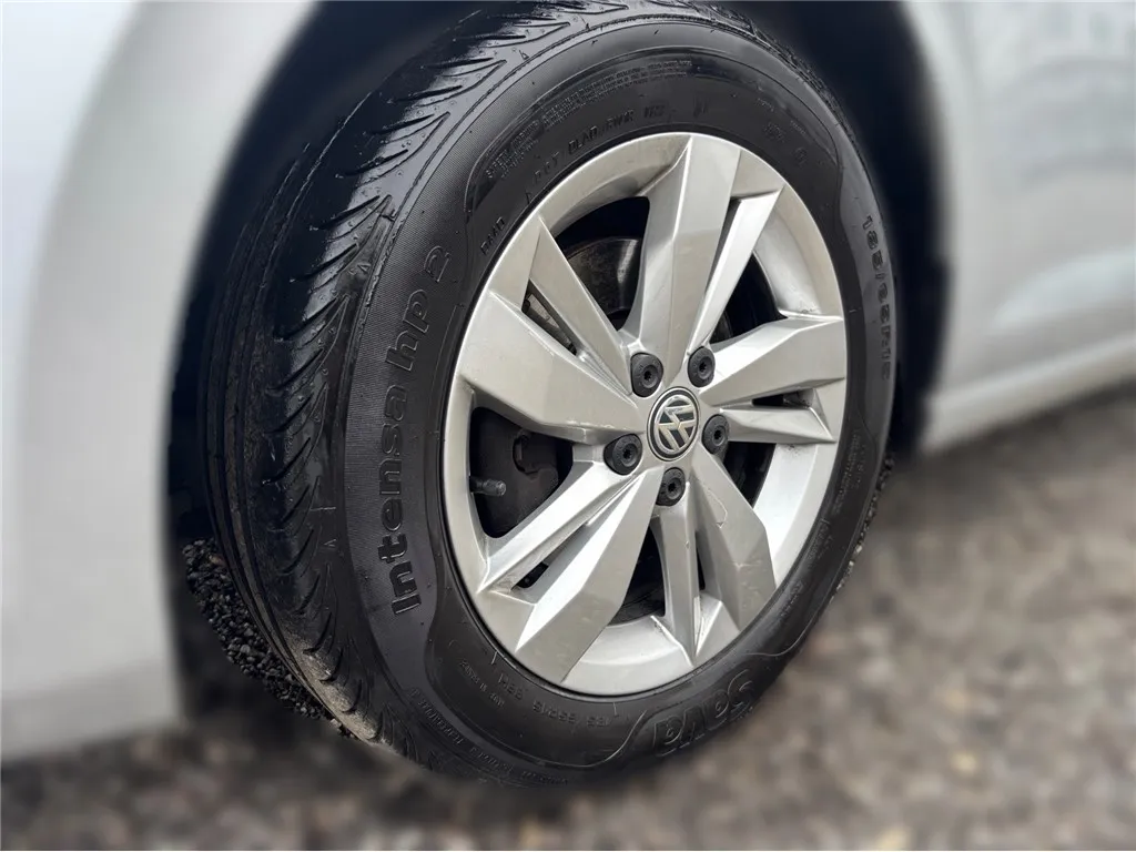 vw polo 1,6 tdi - slika 6