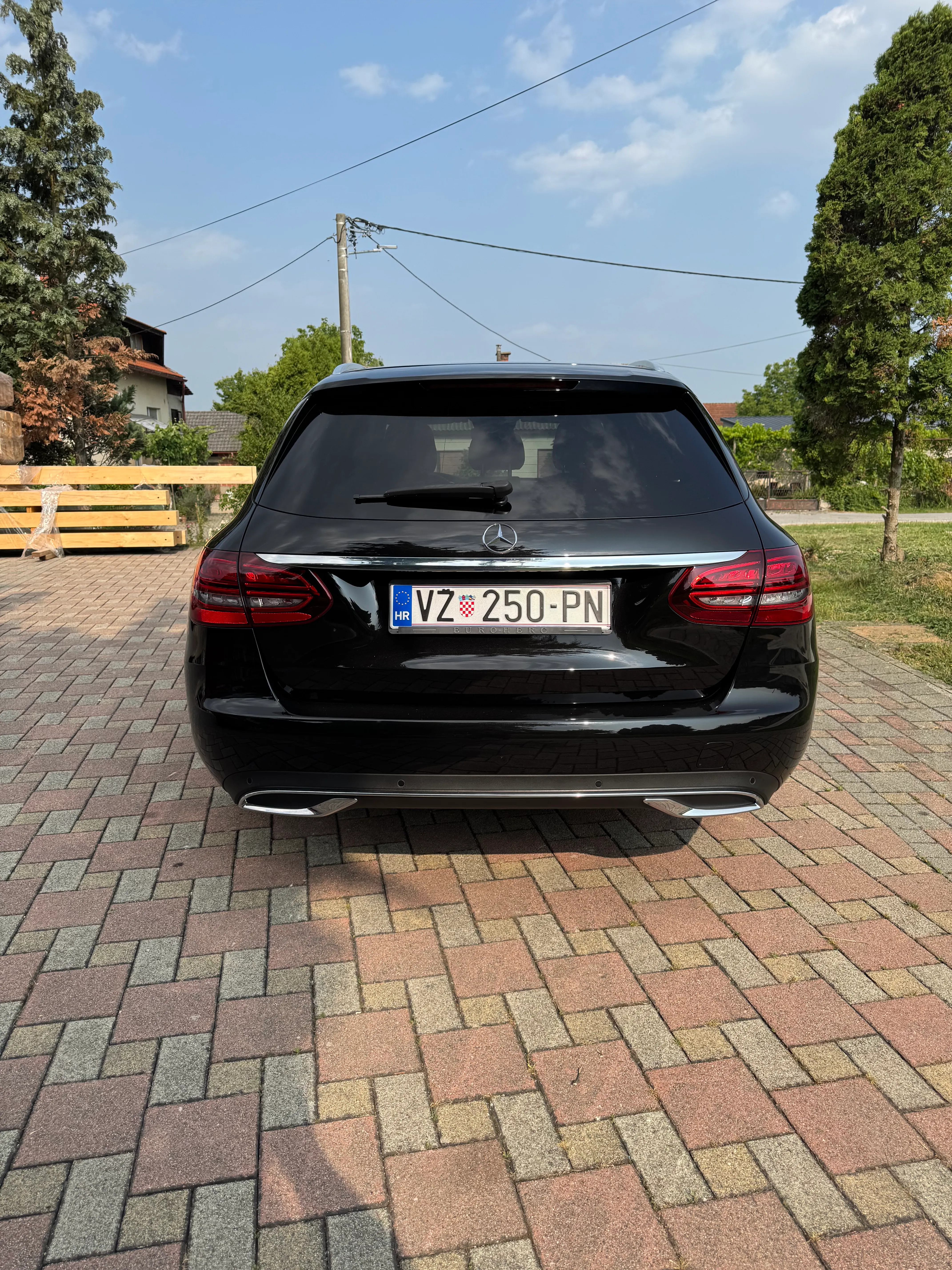 mercedes-benz c-klasa avantgarde 200d aut. - slika 4