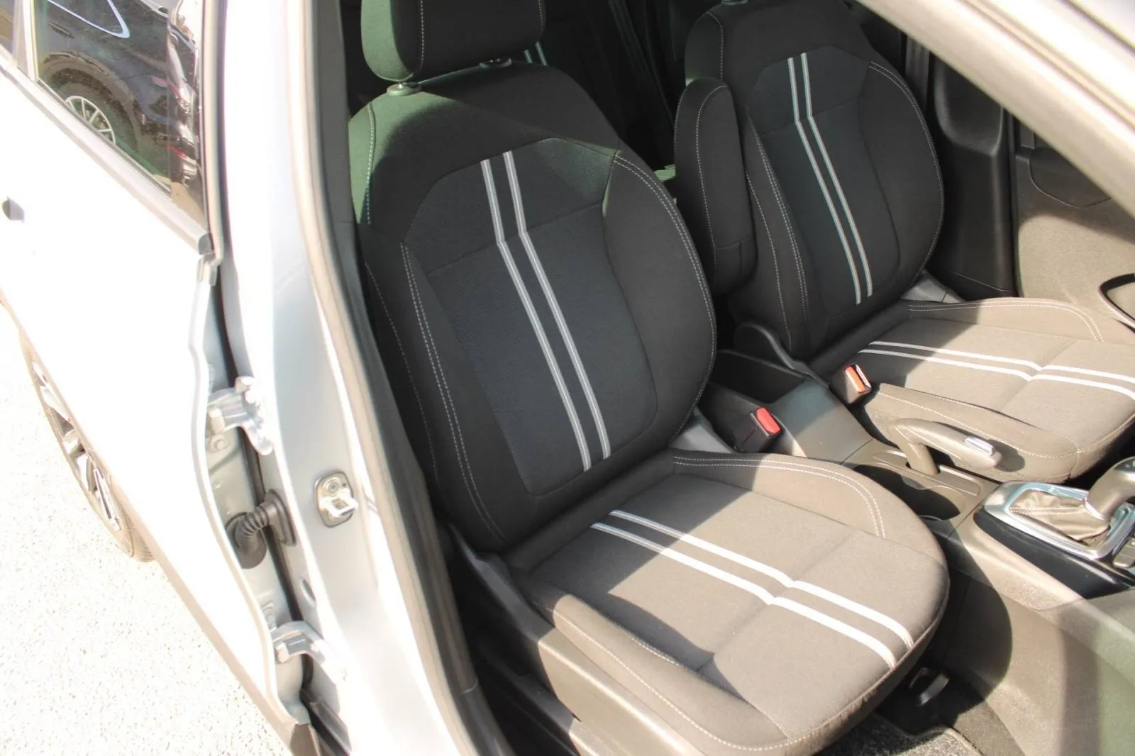 opel crossland 1.2 turbo automatik elegance *led, navigacija* - slika 10