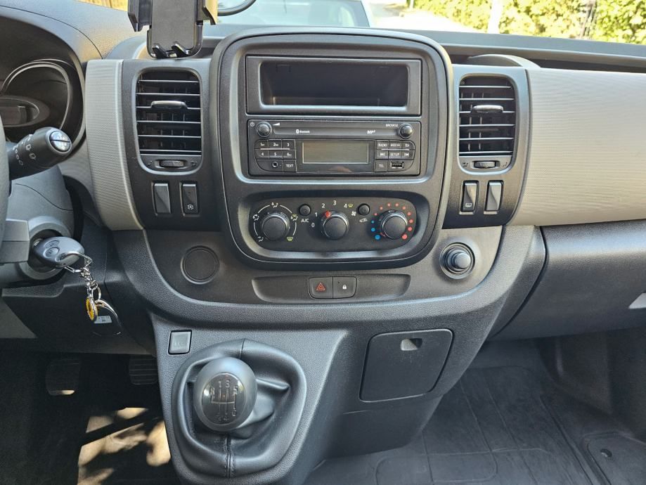 renault trafic 1.6 dci, putnički 8+1 sjedala - najam kombi vozila - slika 13