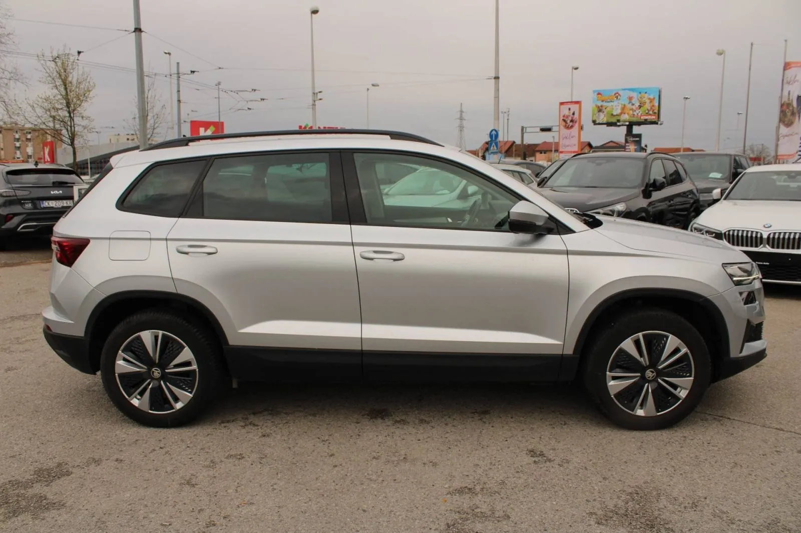 škoda karoq 2.0 tdi dsg *navigacija, kamera* - slika 4