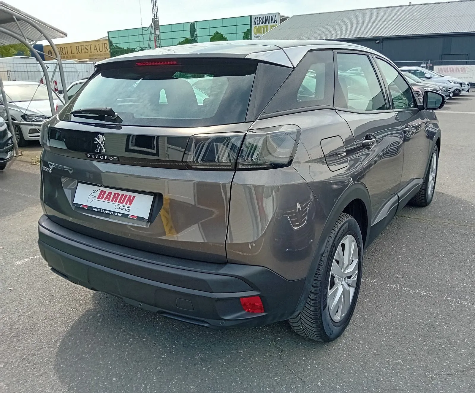 peugeot 3008 1,5 bluehdi automatik,do 2 godine jamstva,u sustavu pdv-a - slika 11
