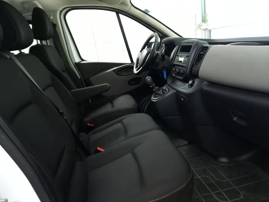najam putničkog kombija 8+1, renault trafic 1.6 dci l2h1 - slika 8
