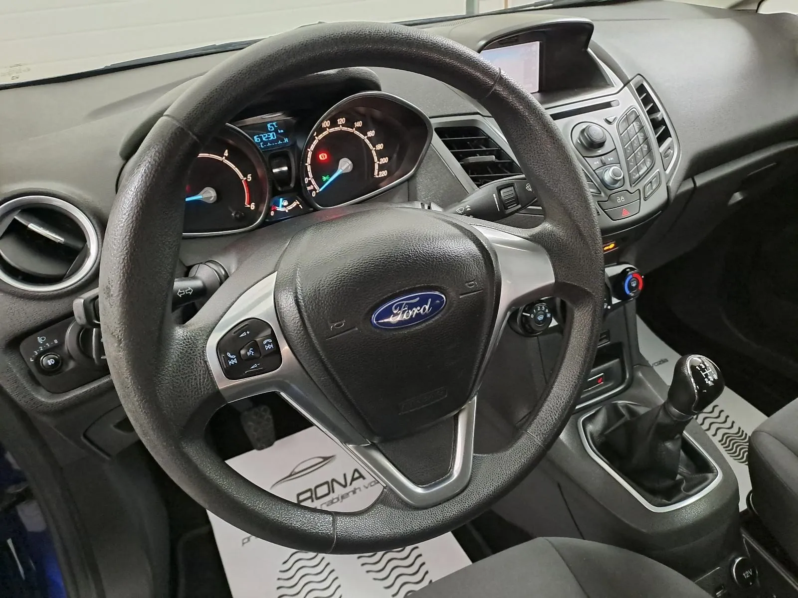 ford fiesta 1.5 tdci*jamstvo* navi,novi zupčasti+servis,zimski kotači - slika 11