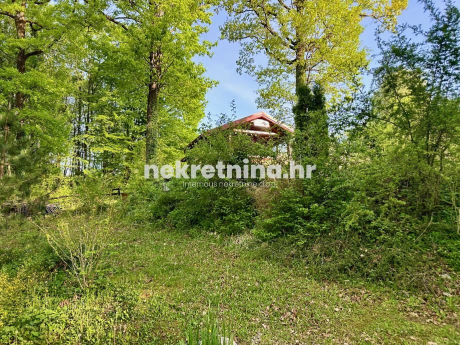 prodaja- kuća za odmor 23m2 - zemljište 2573m2 - mala jazbina - slika 10