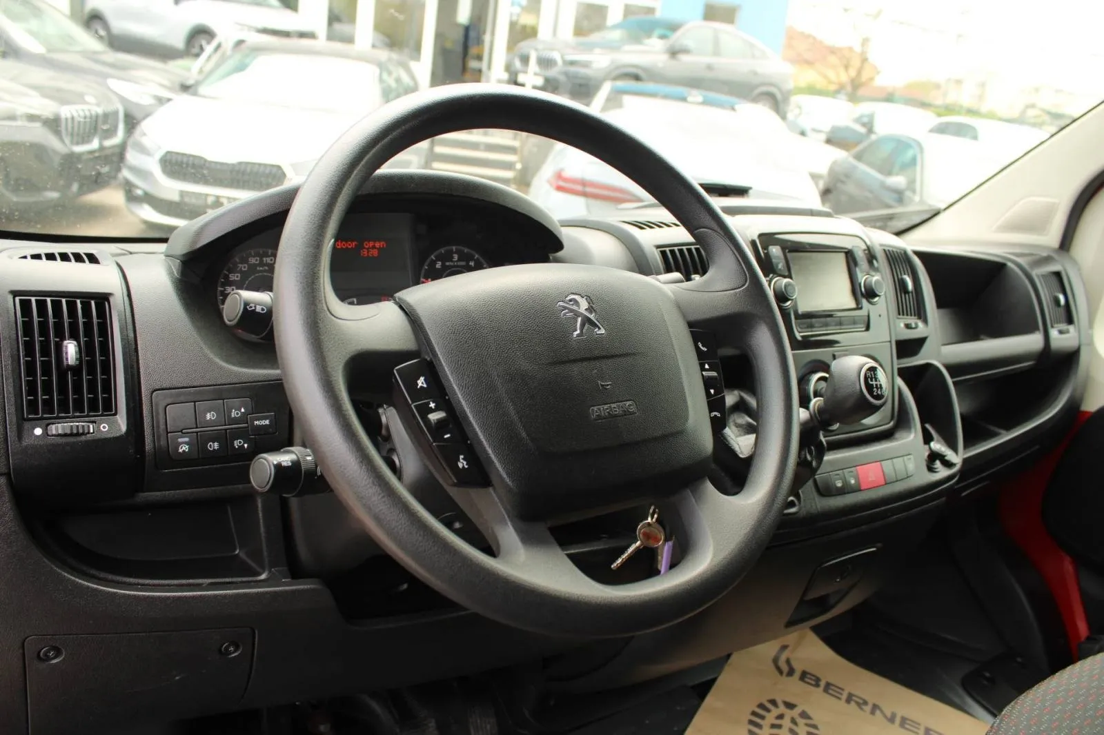 peugeot boxer 2.2 hdi l3h2, 2022 god. - slika 13