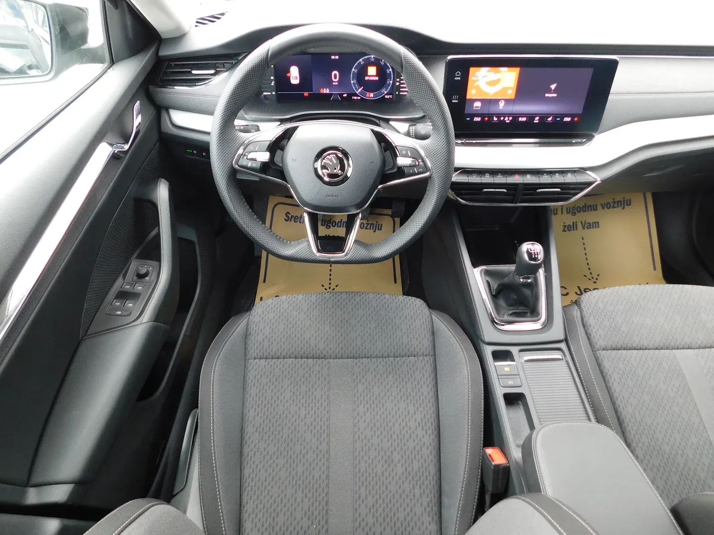 10483 škoda octavia style 2.0 tdi - slika 9