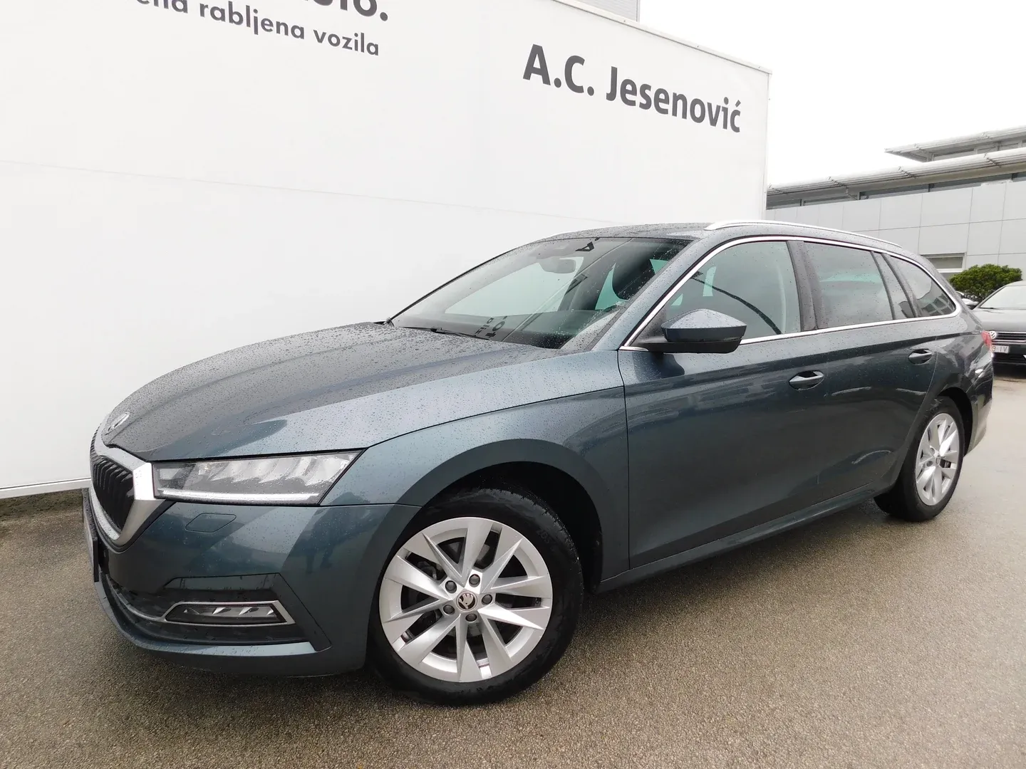 12856 škoda octavia combi ambition 2.0 tdi - slika 7