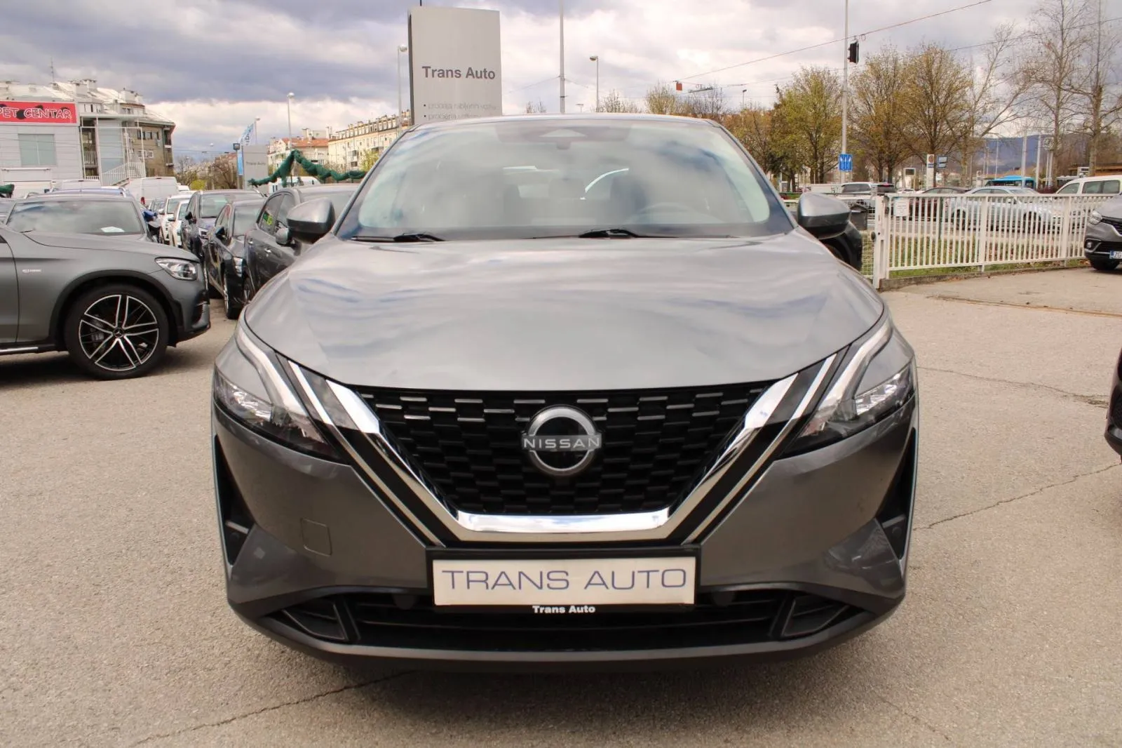 nissan qashqai 1.3 mhev automatik *led, kamera* - slika 2