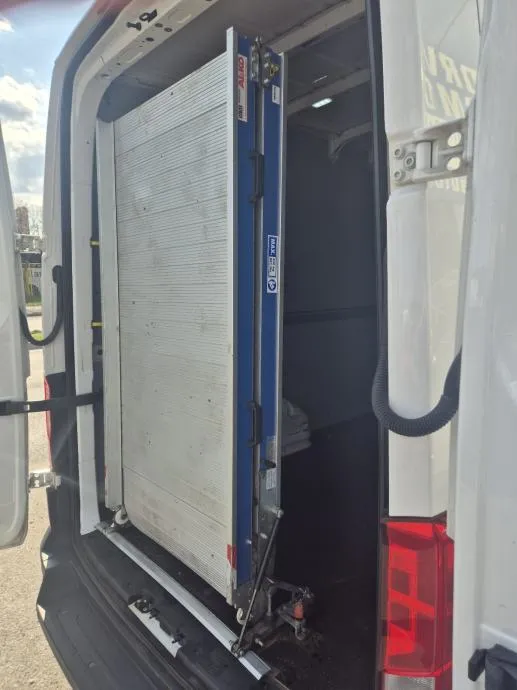 vw crafter 2.0 tdi, maxi-l4h3, odlično stanje, garancija na vozilo - slika 11