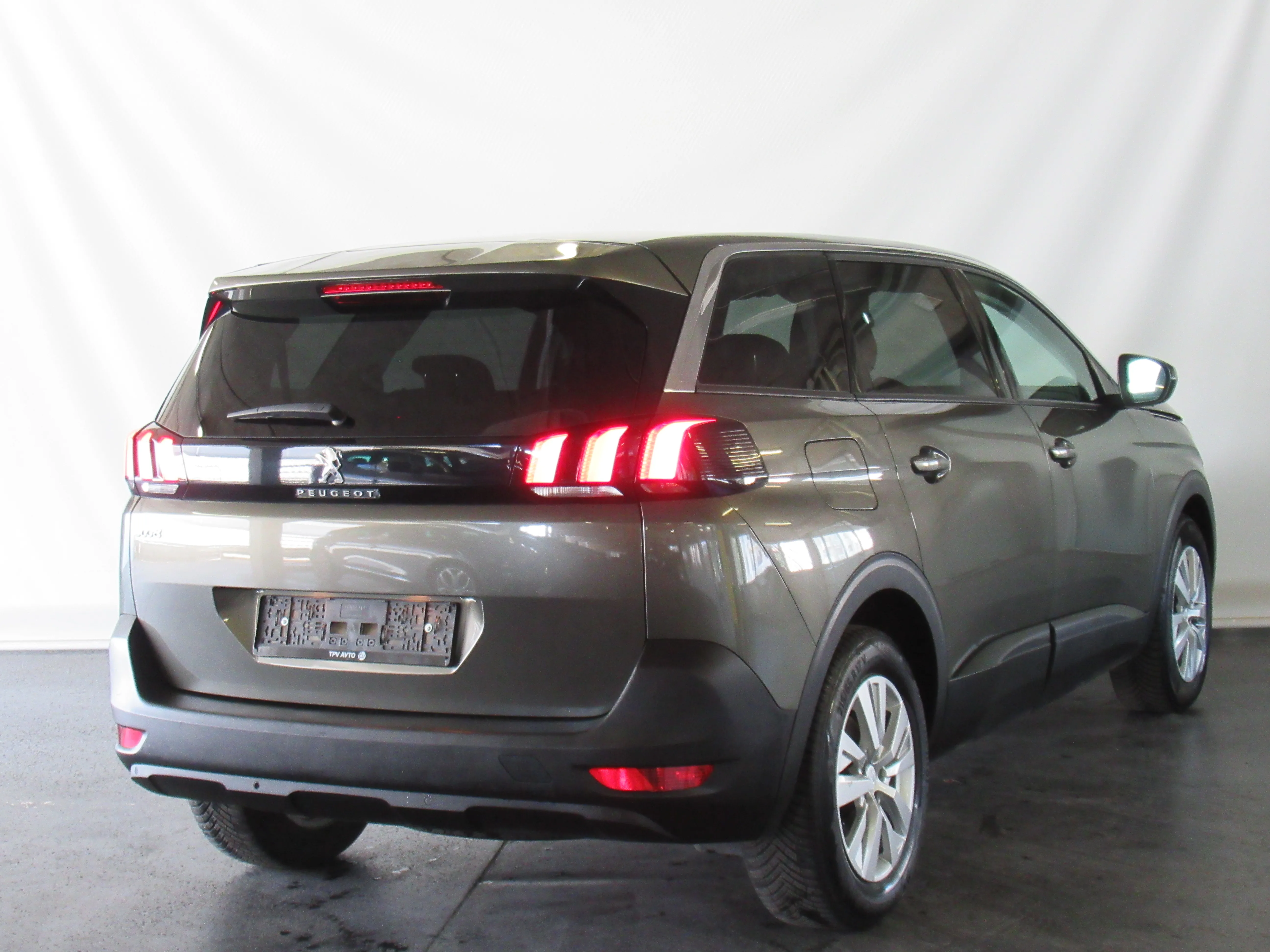 peugeot 5008 hdi 130 aut. 7 sjedišta - slika 2