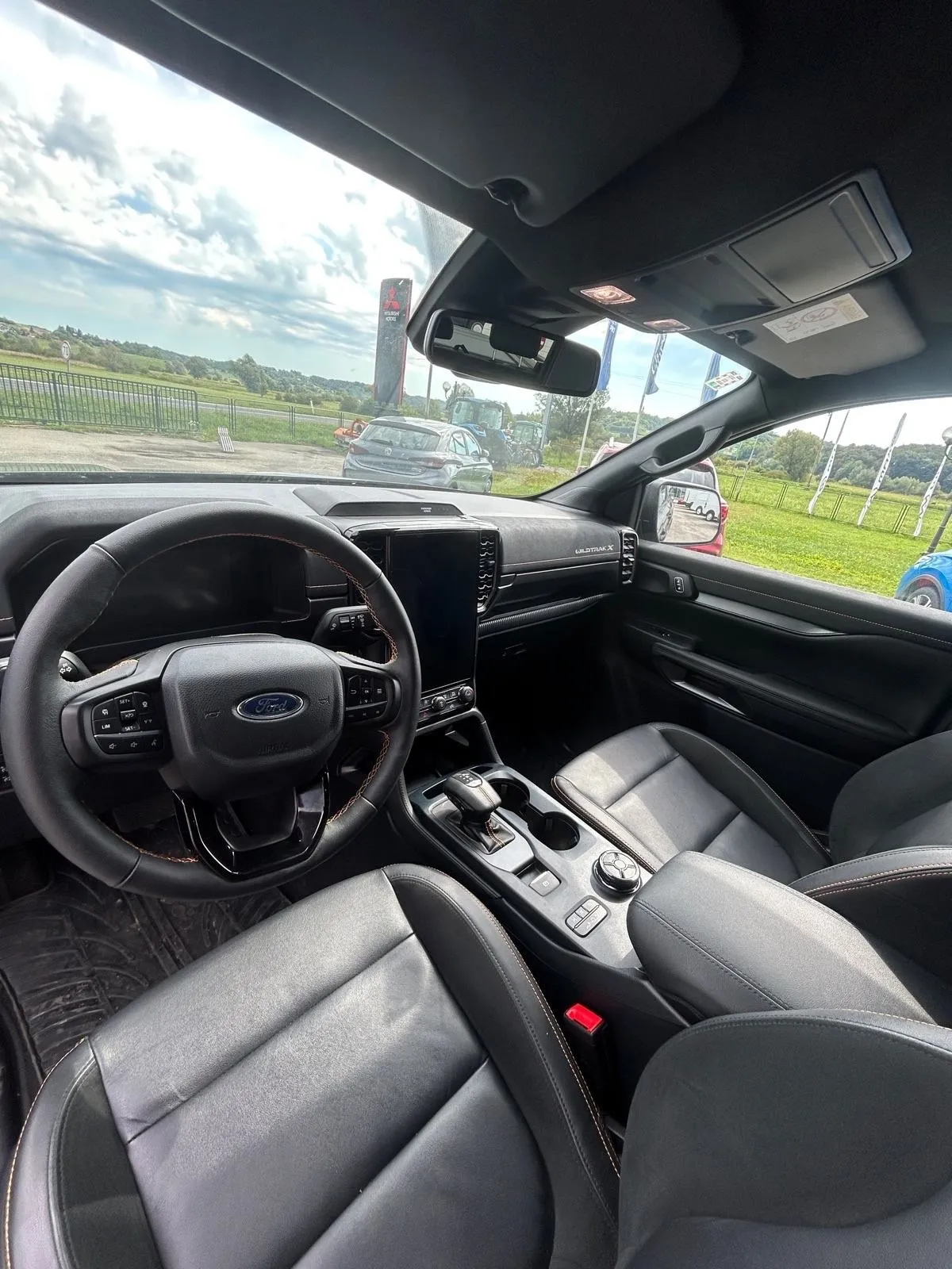 ford ranger wildtrack x 2.0 bi-turbo - slika 9