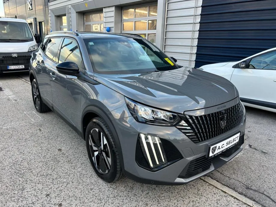peugeot 2008 allure - 2025 - 12.000km - zimske gume + reg 1 god !!! - slika 3