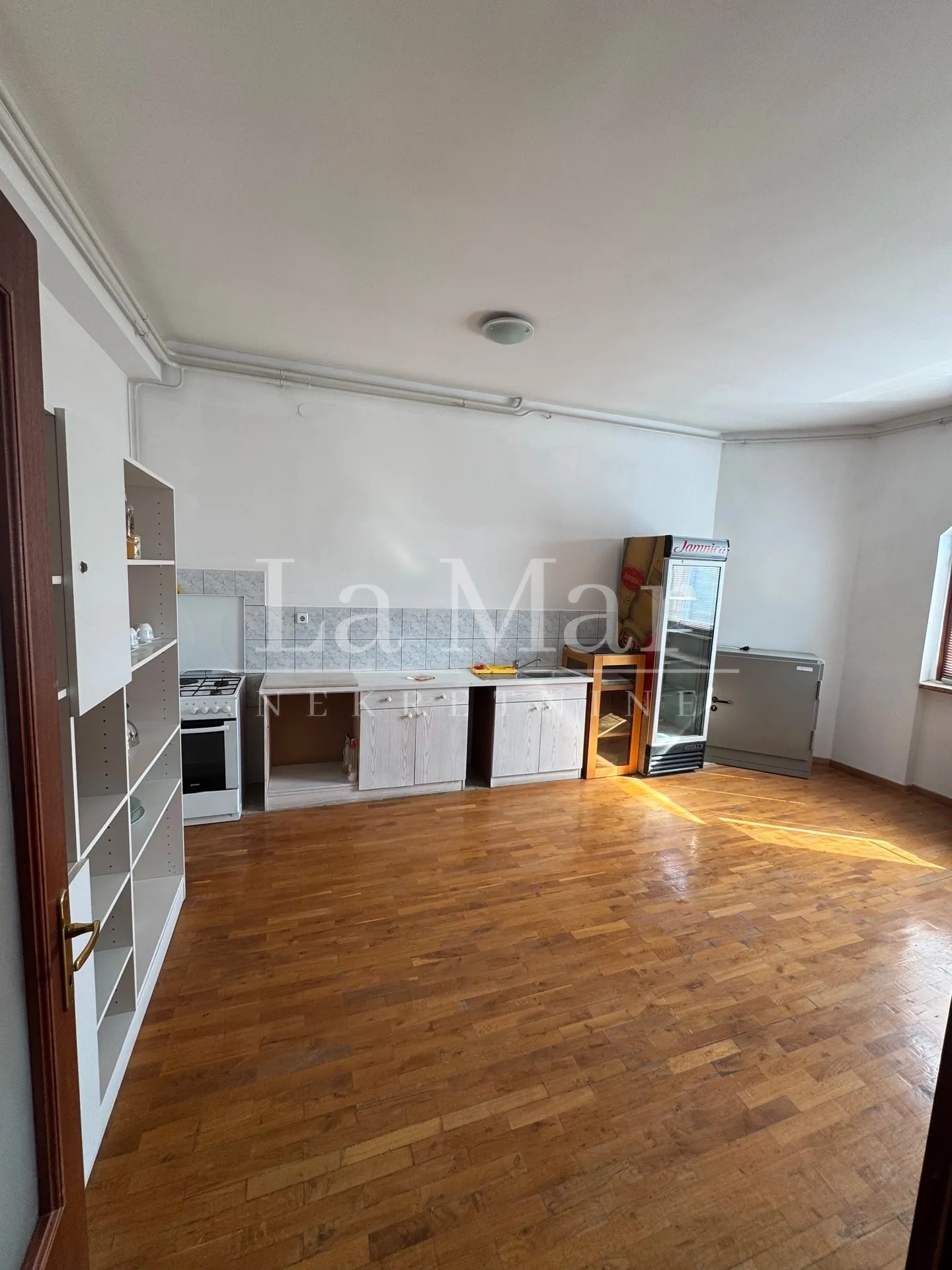 harmica - poslovno-stambeni objekt -535,16 m2 - slika 21