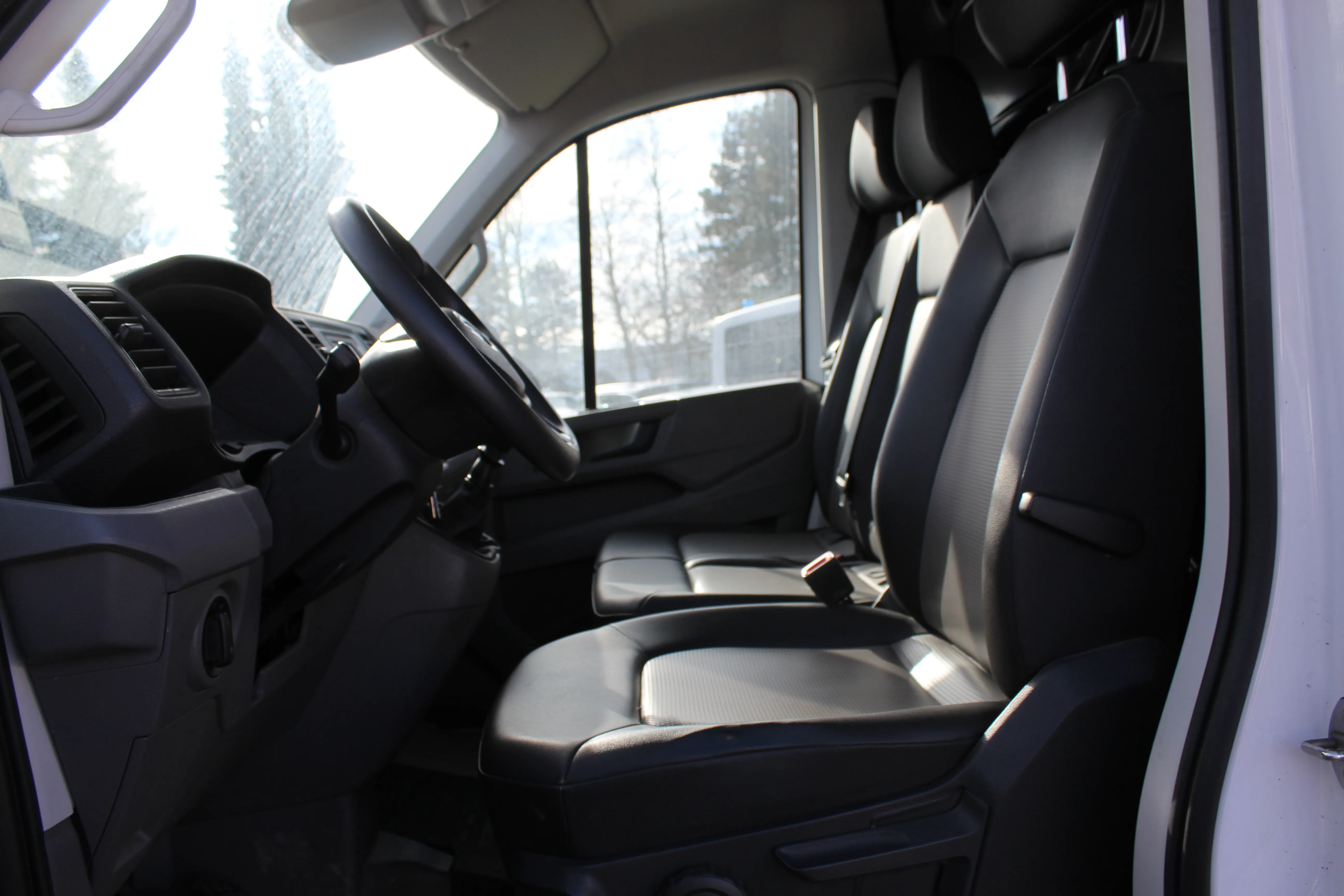 13079 vw crafter 35 - slika 9