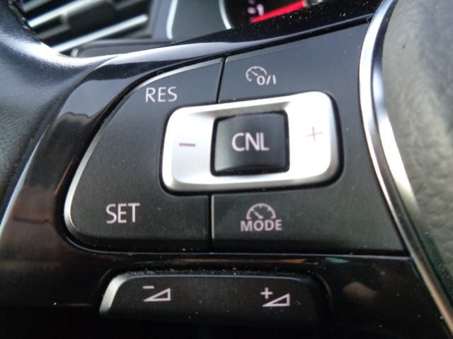 vw passat variant 2,0 tdi r line/led/navi/gr.sj./temp/pdc/ambl/alu18 - slika 9