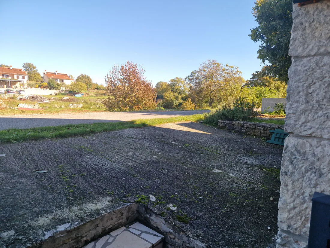 prodaje se renovirana, namještena, kamena istarska kuća 37m2, sv petar - slika 13