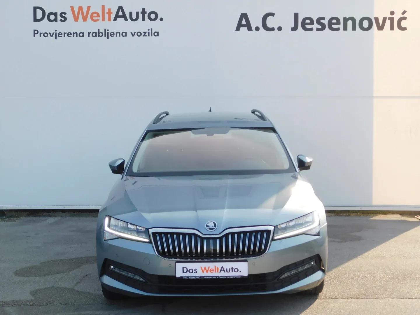 11447 škoda superb combi ambition 1.6 tdi dsg - slika 2