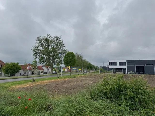 vukovar priljevo (obala 10) zem, 3886 m2 između lidla, hey parka i si - slika 10
