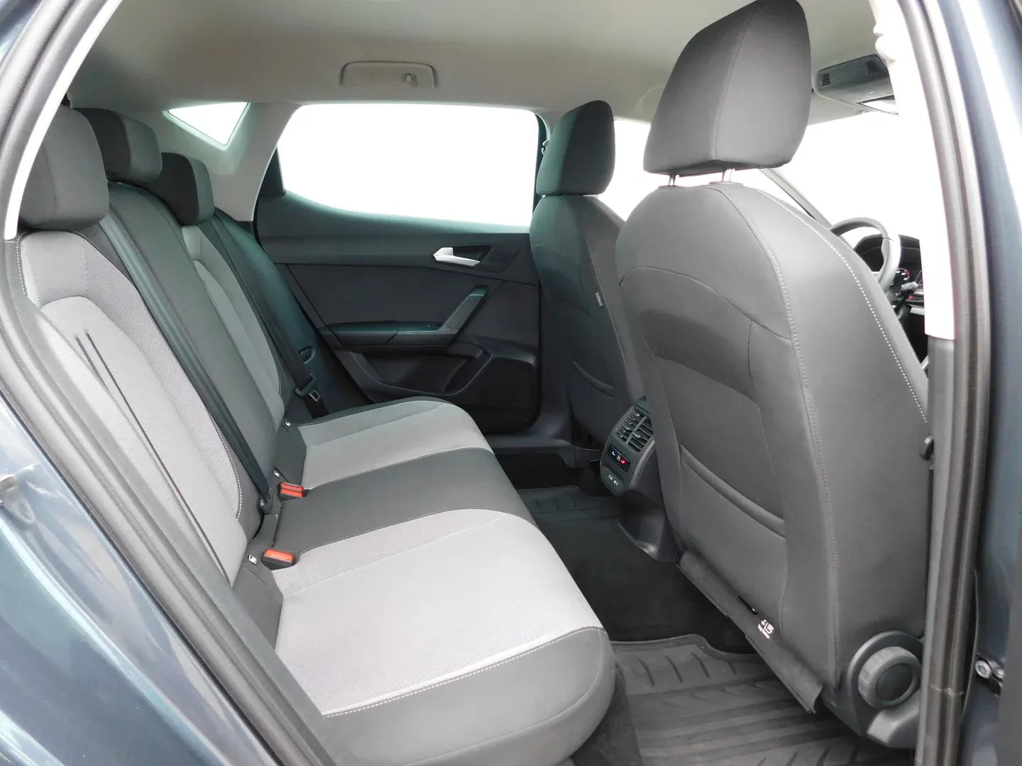 11426 seat leon 1.0 ecotsi style - slika 11