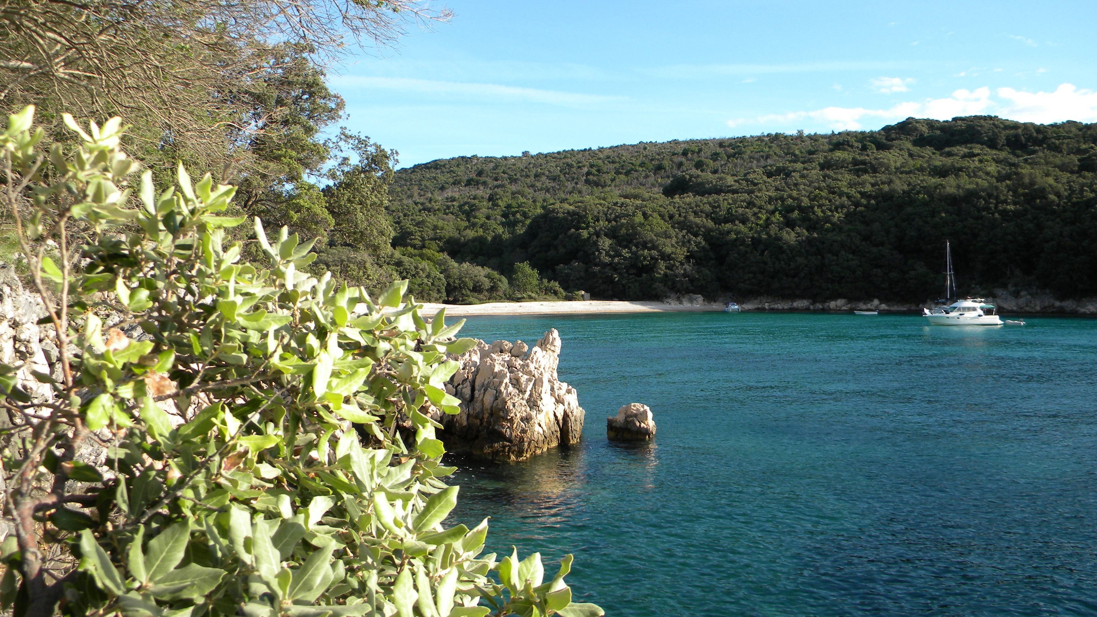 otok cres poljoprivredno zemljište u blizini mora, 200m2, 7000eur - slika 2