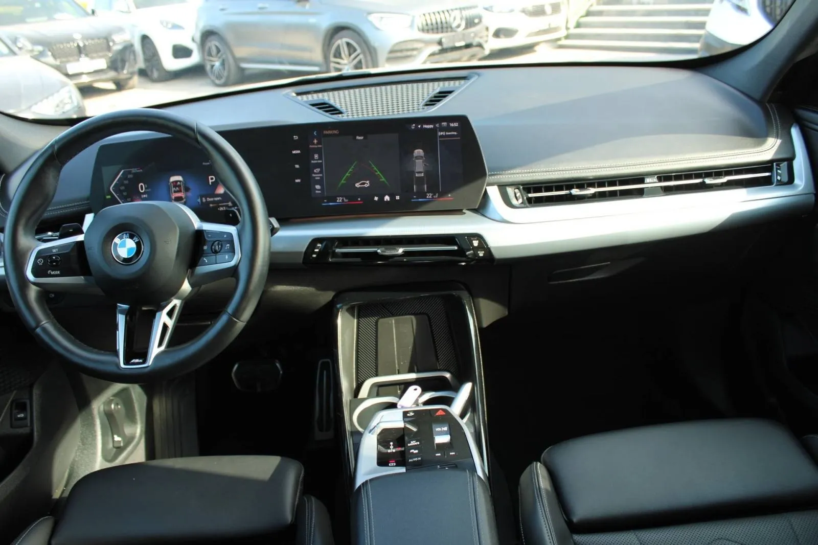 bmw x1 20d xdrive automatik m-paket *led, navigacija, kamera* - slika 12