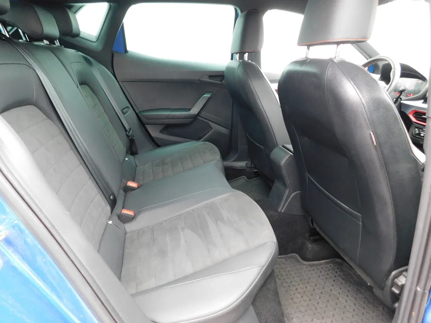 10873 seat ibiza 1.0 tsi fr - slika 12