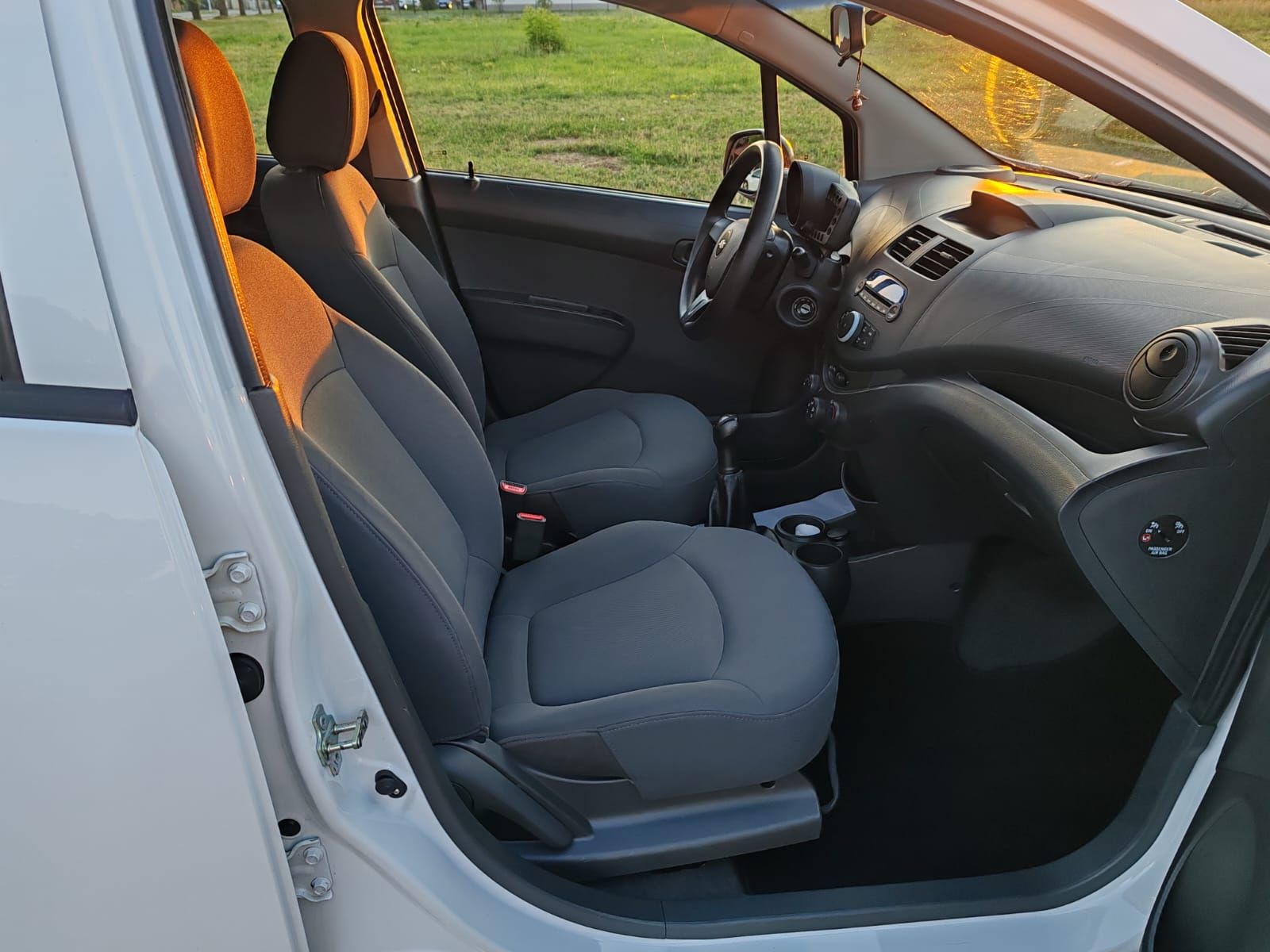 chevrolet spark 1,0 16v, 2012 g. 56000 km - slika 8