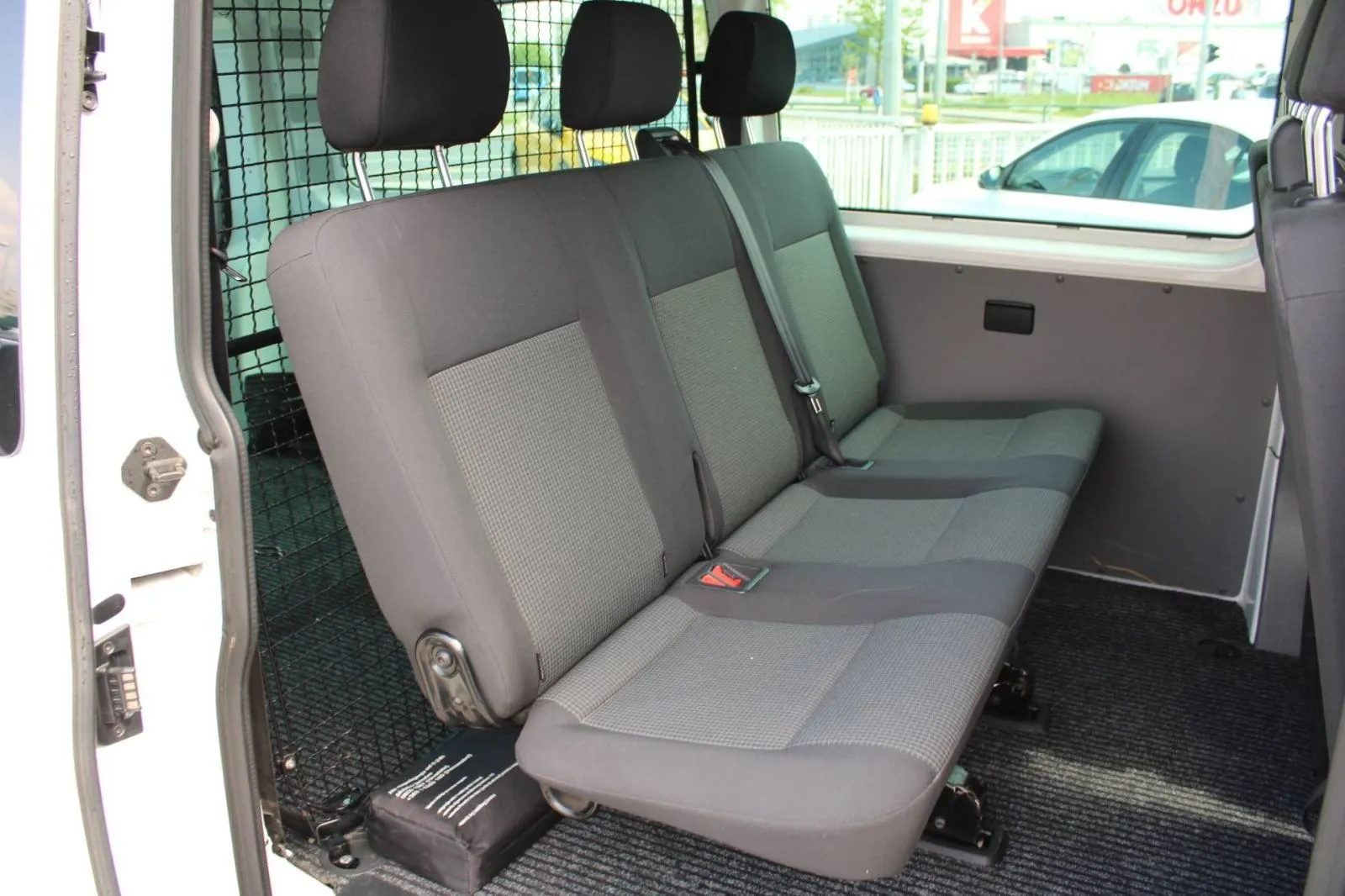 vw transporter 2.0 tdi 150ks n1 - 6 sjedala, 2022 god. - slika 16