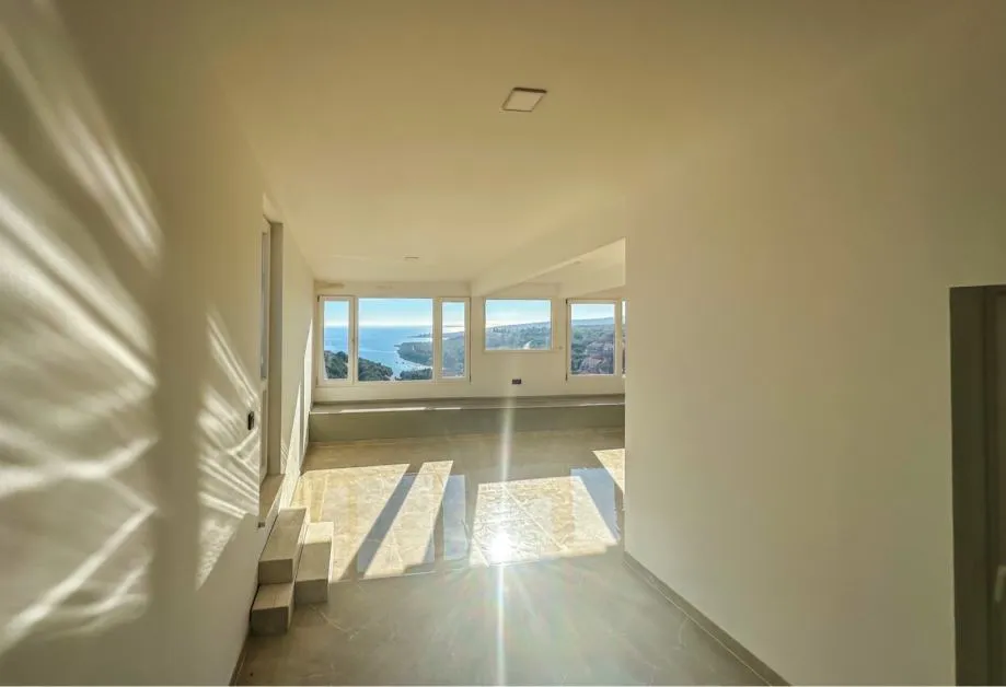 duga uvala – penthouse s krovnom terasom i otvorenim pogledom na more - slika 3