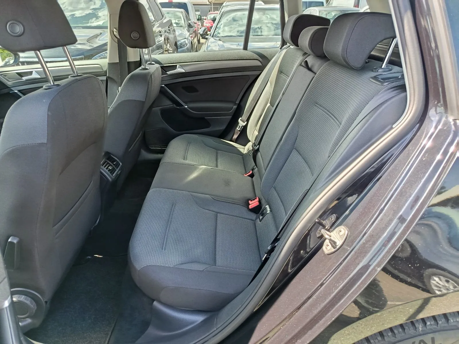 vw golf 7 variant 1,6 tdi.jamstvo.leasing. - slika 9