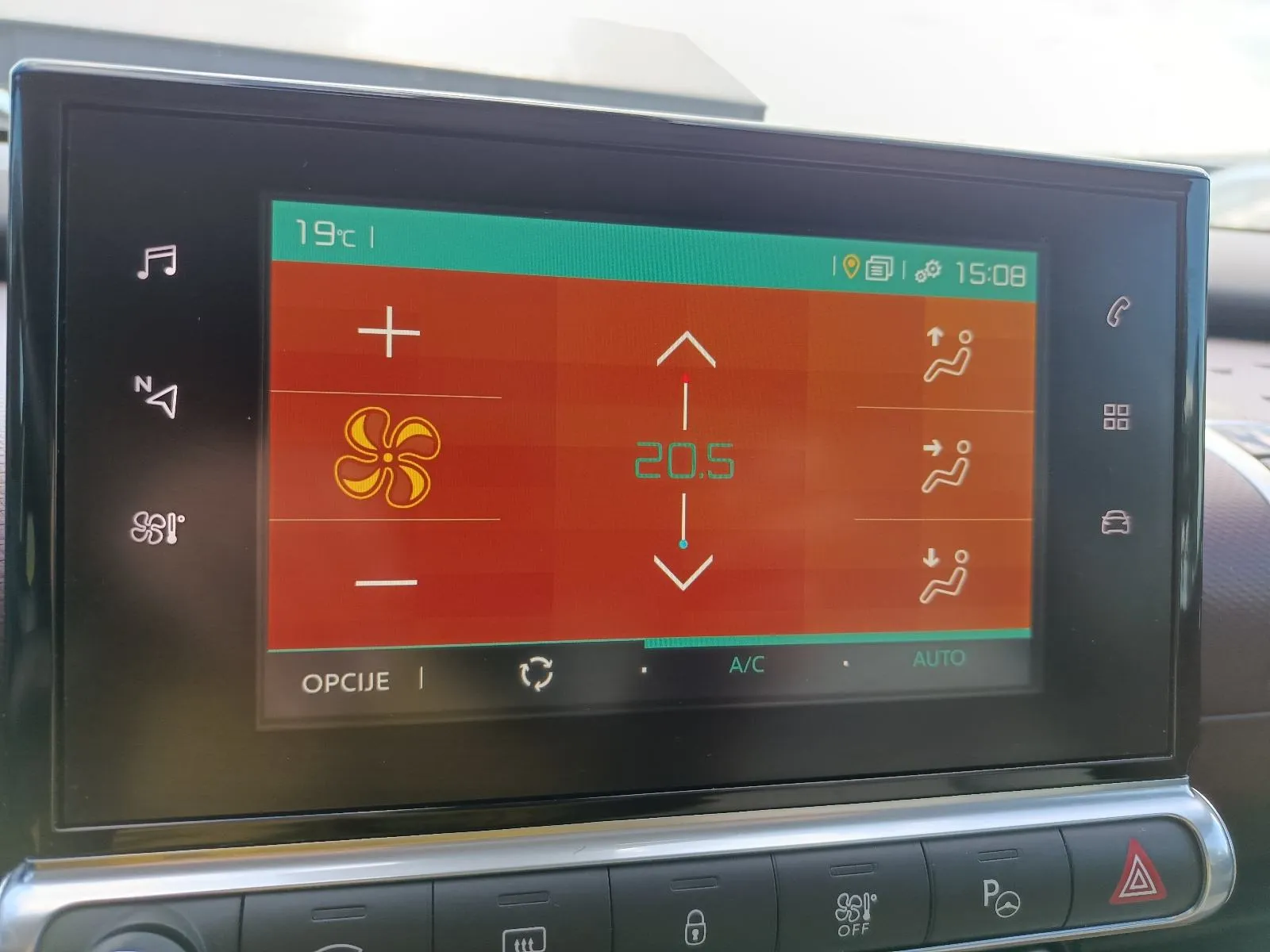 citroën c4 cactus 1,5 blue hdi,jamstvo do 2 god,vozilo u sustavu pdv-a - slika 12