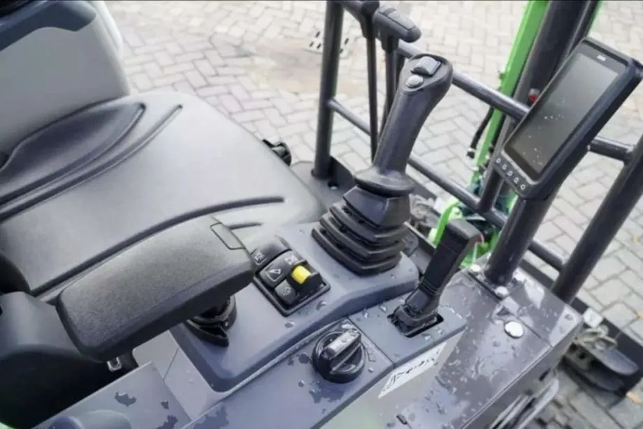 električni mini bager xcmg 2 t - prodaja - slika 3