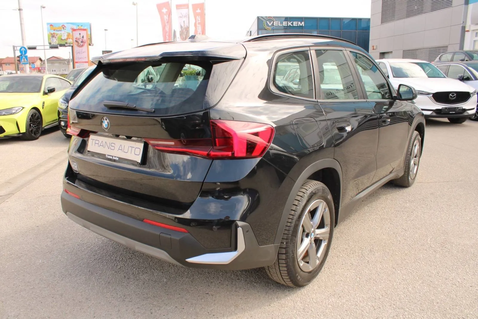 bmw x1 18d automatik *led, navigacija, kamera* - slika 5