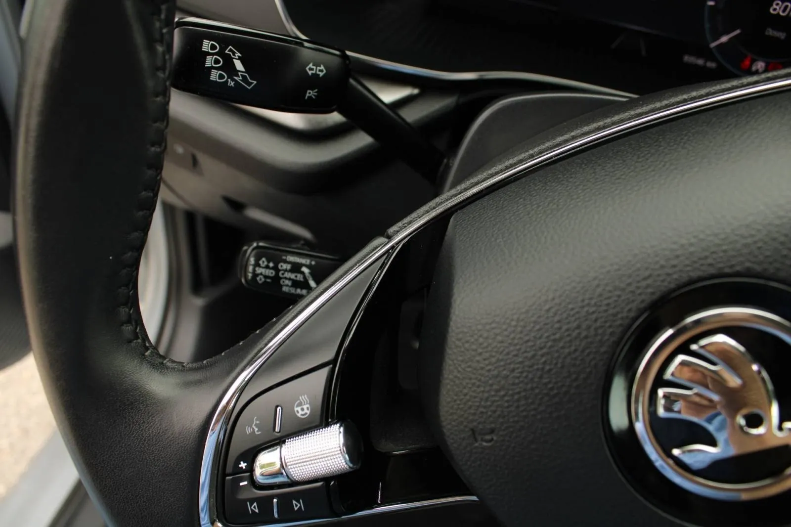 škoda octavia combi 1.0 tsi *led, virtual, navigacija, kamera* - slika 16