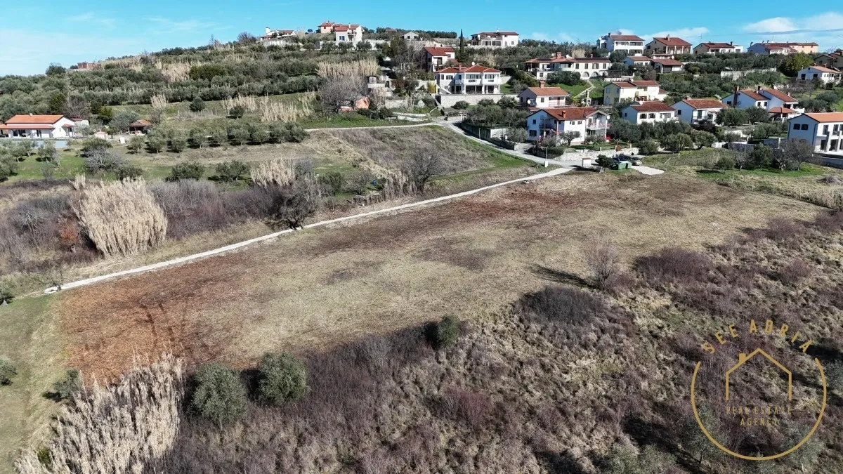 građevinska zemljišta, buje - slika 3