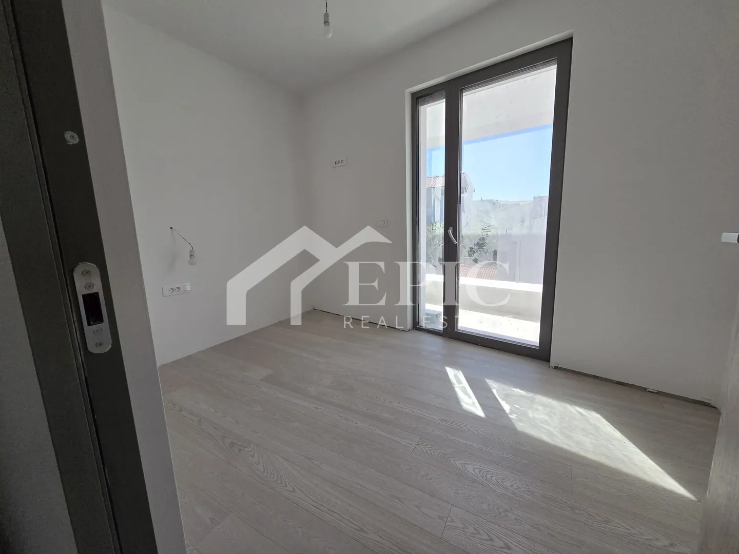penthouse u odličnoj novogradnji - slika 21