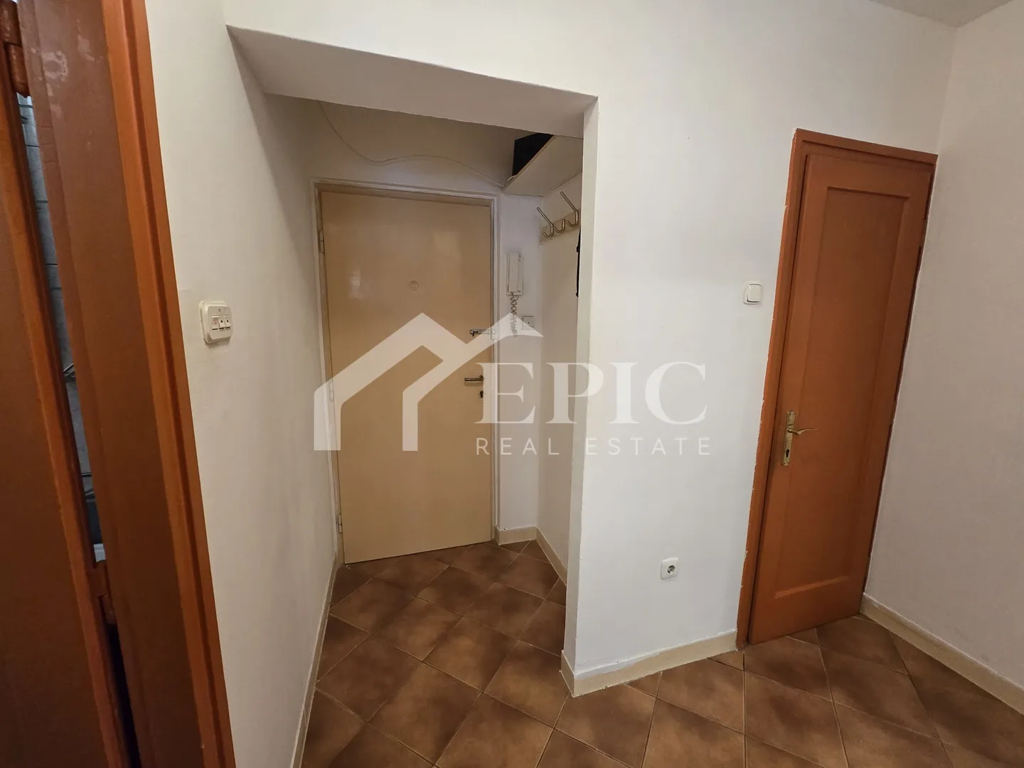 stan u zadru – blizina centra, idealana investicija - slika 22