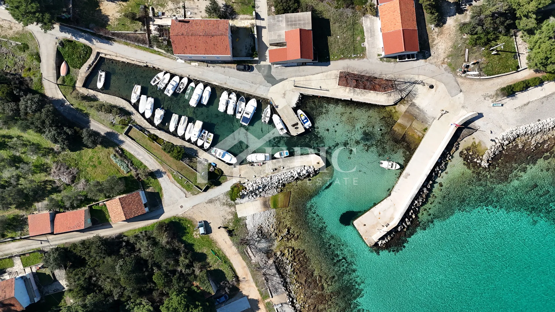 građevinsko zemljište na otoku ugljanu - slika 23