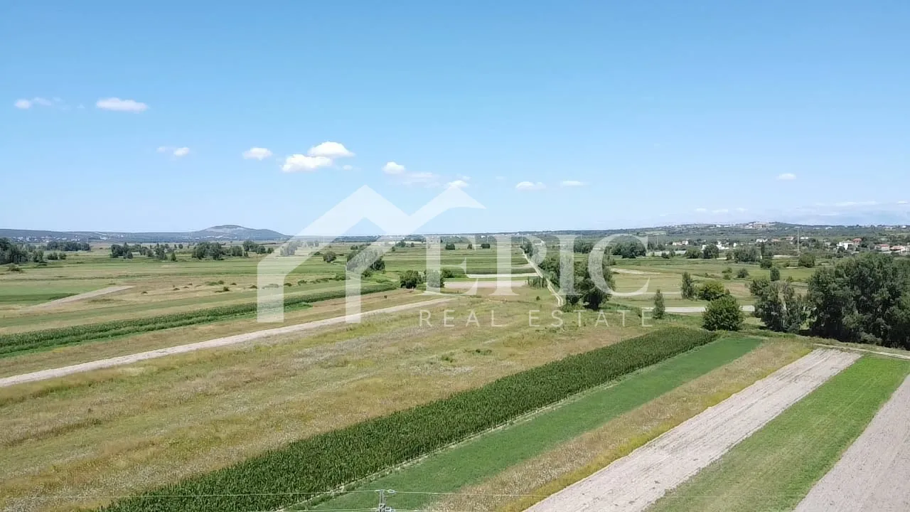 Kakma, Poljoprivredno Zemljište - Kakma, Polača
