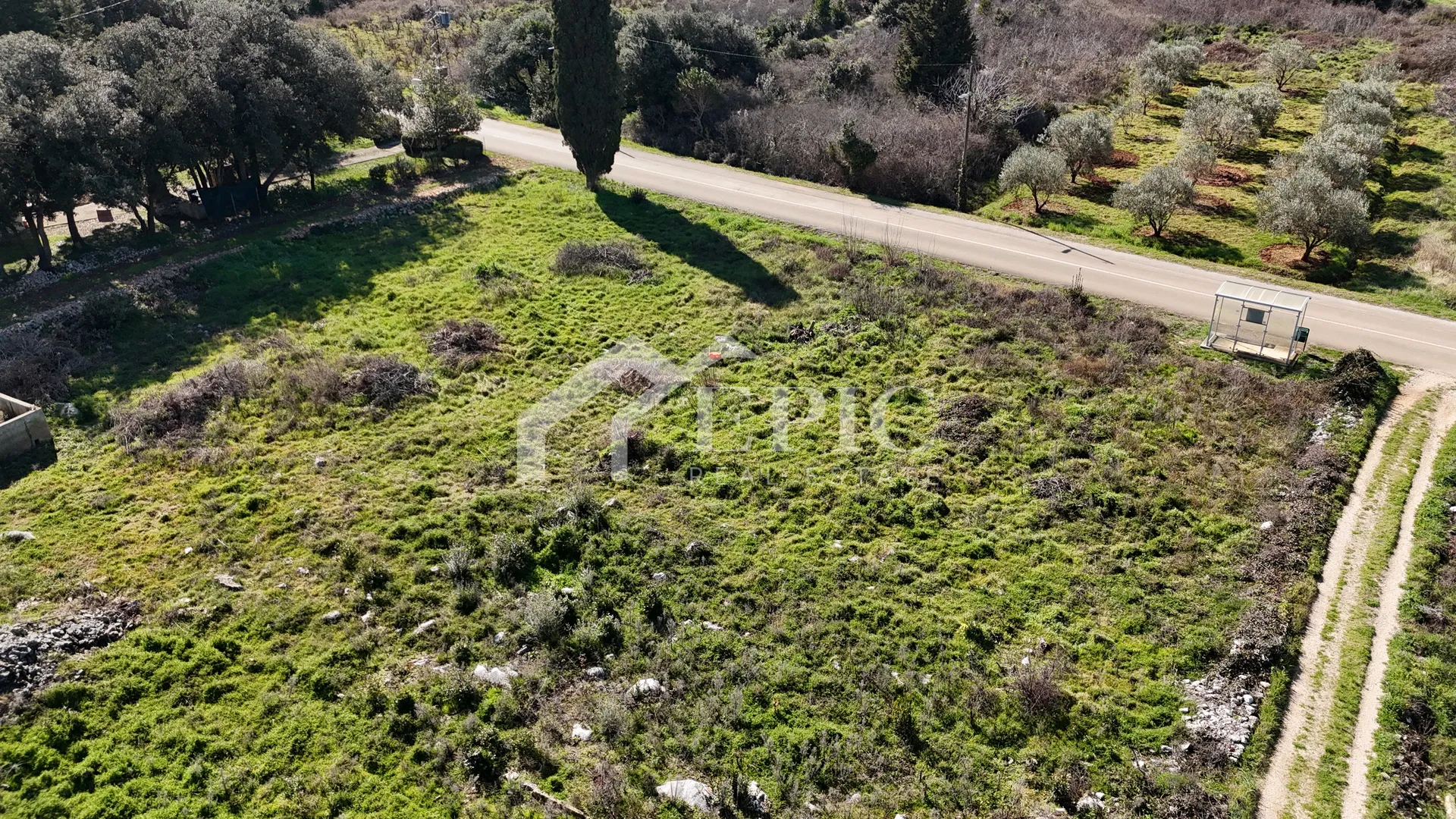 građevinsko zemljište na otoku ugljanu - slika 8