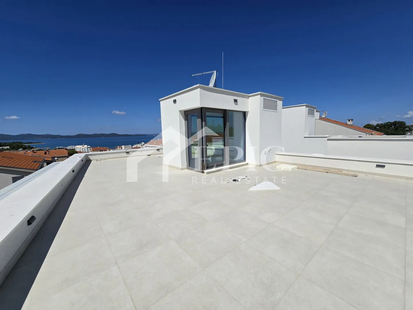 penthouse u odličnoj novogradnji - slika 6